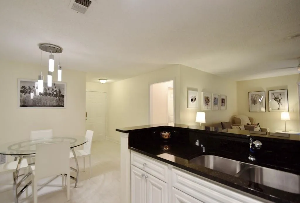 3101 Santa Fe Parkway, Sandy Springs, Georgia 30350, 2 Bedrooms Bedrooms, ,2 BathroomsBathrooms,Residential,Sold,3101 Santa Fe Parkway,6788315