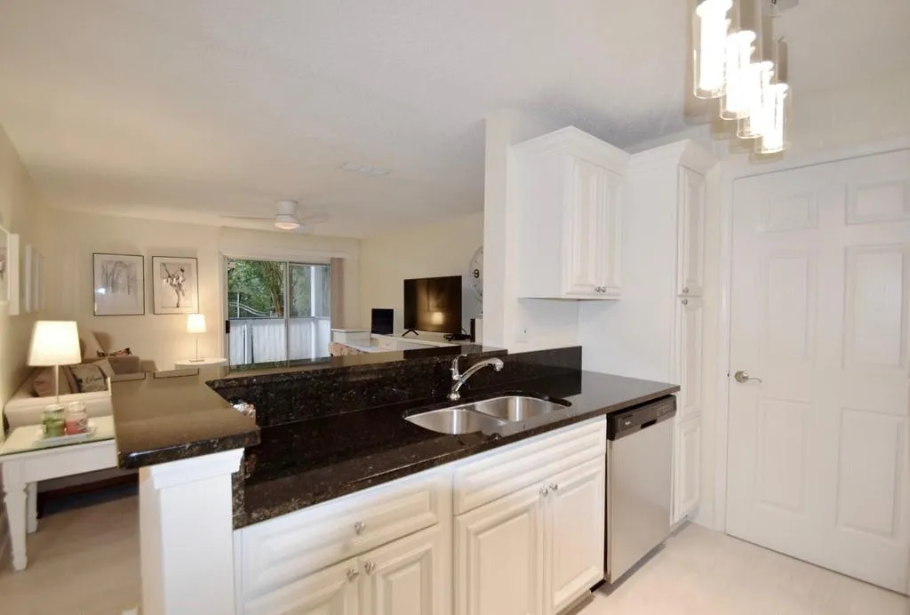 3101 Santa Fe Parkway, Sandy Springs, Georgia 30350, 2 Bedrooms Bedrooms, ,2 BathroomsBathrooms,Residential,Sold,3101 Santa Fe Parkway,6788315