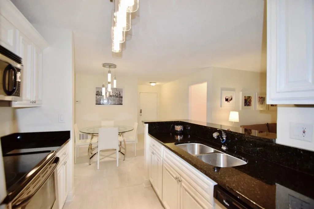 3101 Santa Fe Parkway, Sandy Springs, Georgia 30350, 2 Bedrooms Bedrooms, ,2 BathroomsBathrooms,Residential,Sold,3101 Santa Fe Parkway,6788315