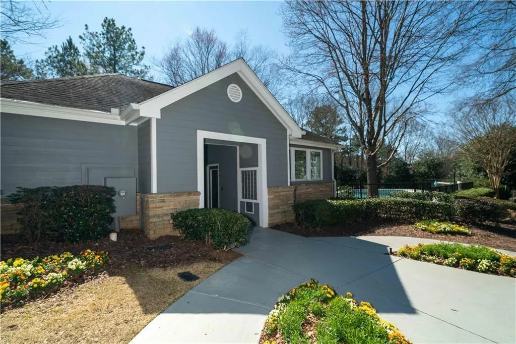 3101 Santa Fe Parkway, Sandy Springs, Georgia 30350, 2 Bedrooms Bedrooms, ,2 BathroomsBathrooms,Residential,Sold,3101 Santa Fe Parkway,6788315