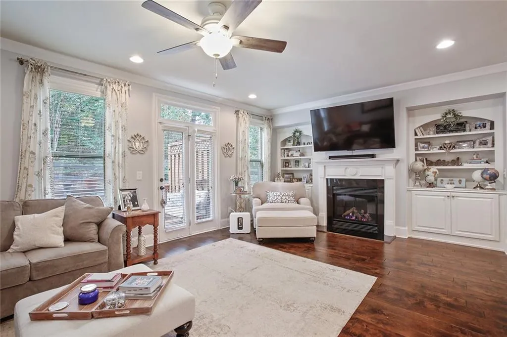 1217 Apperley Place, Sandy Springs, Georgia 30350, 4 Bedrooms Bedrooms, ,3 BathroomsBathrooms,Residential,Sold,1217 Apperley Place,6758365