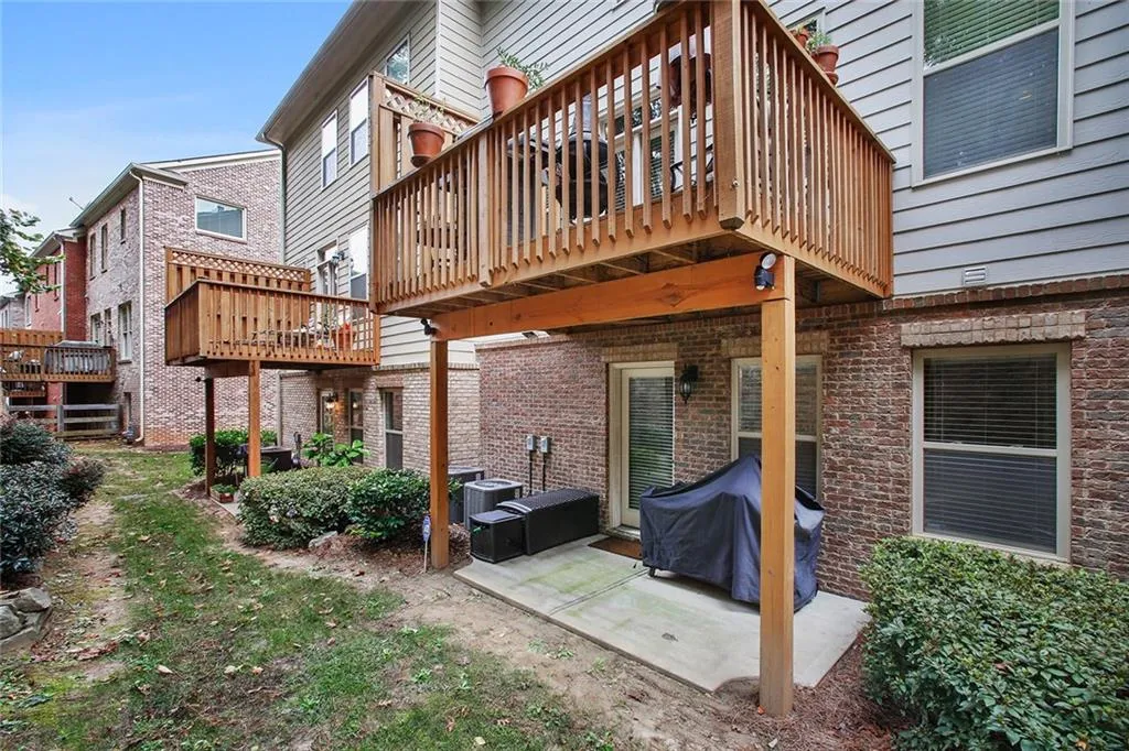 1217 Apperley Place, Sandy Springs, Georgia 30350, 4 Bedrooms Bedrooms, ,3 BathroomsBathrooms,Residential,Sold,1217 Apperley Place,6758365