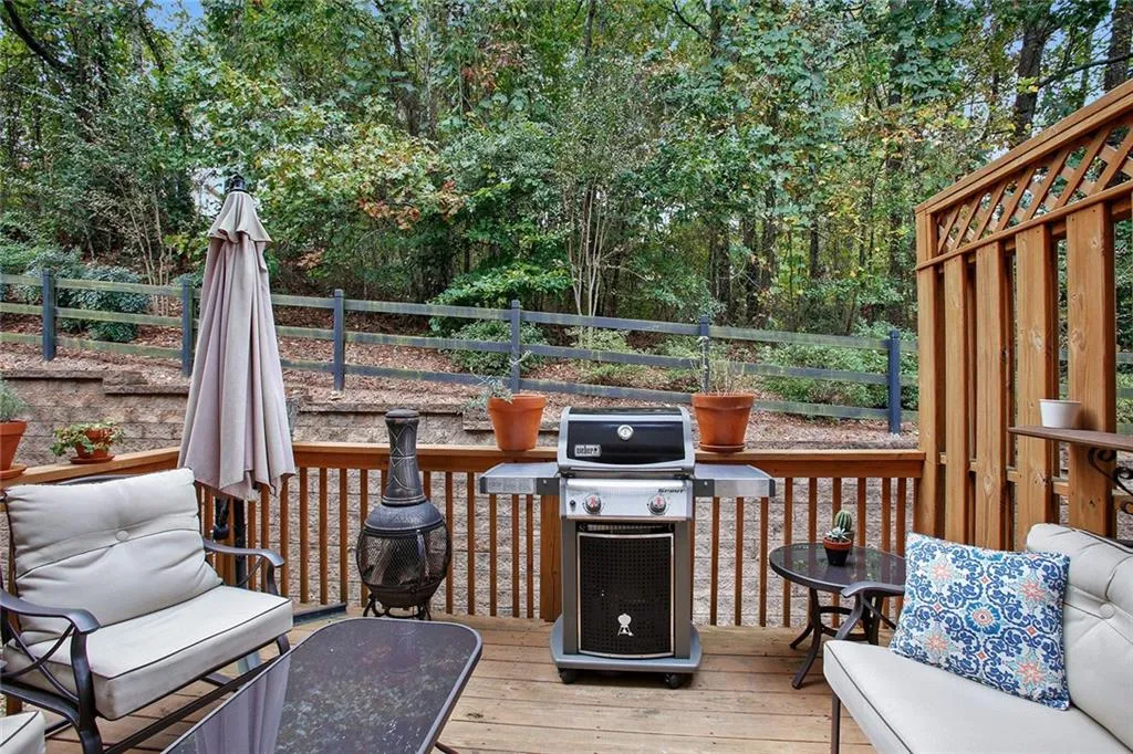 1217 Apperley Place, Sandy Springs, Georgia 30350, 4 Bedrooms Bedrooms, ,3 BathroomsBathrooms,Residential,Sold,1217 Apperley Place,6758365