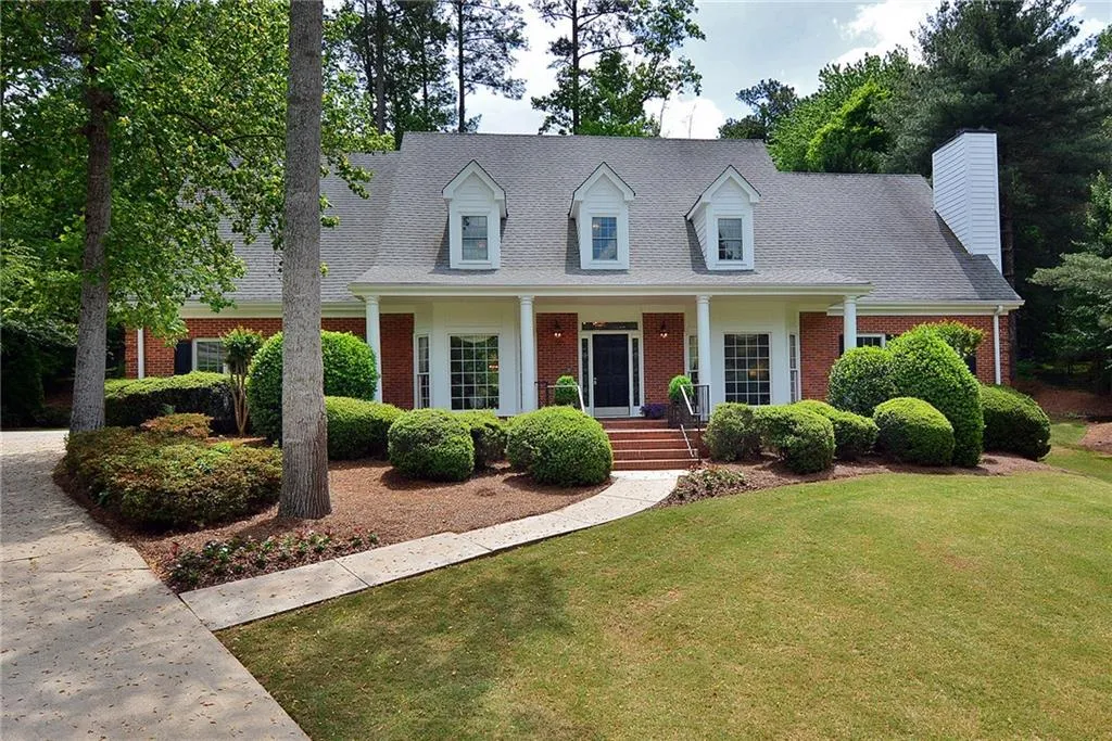 7445 Stoneykirk Close, Sandy Springs, Georgia 30350, 5 Bedrooms Bedrooms, ,4 BathroomsBathrooms,Residential,Sold,7445 Stoneykirk Close,5683334