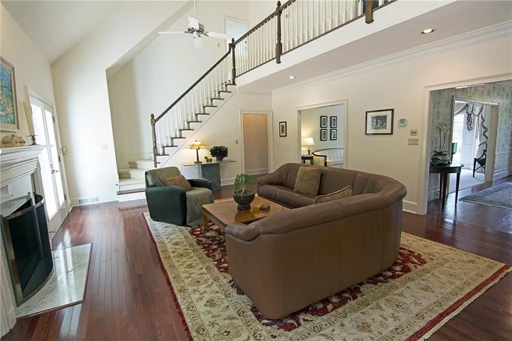 7445 Stoneykirk Close, Sandy Springs, Georgia 30350, 5 Bedrooms Bedrooms, ,4 BathroomsBathrooms,Residential,Sold,7445 Stoneykirk Close,5683334