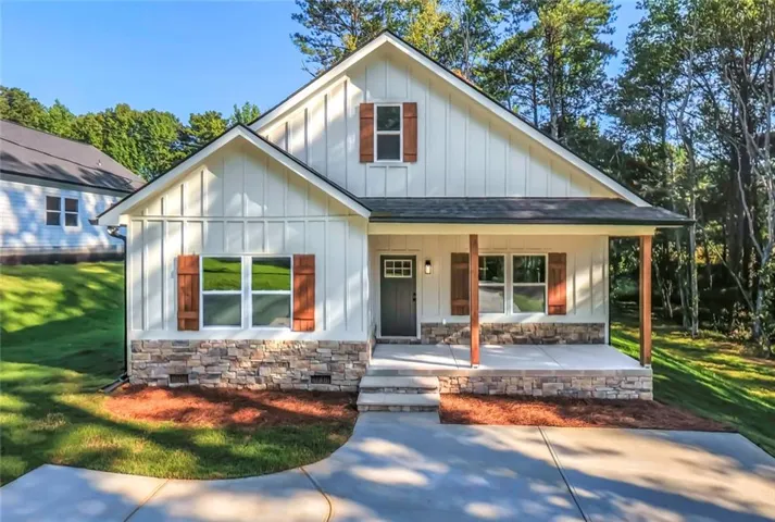 1120 Whispering Hills Drive, Bremen, Georgia 30110