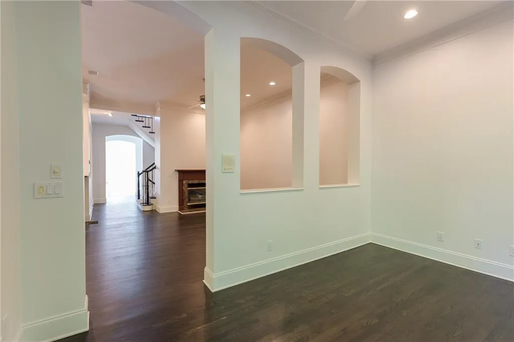 5904 Reddington Way, Sandy Springs, Georgia 30328, 3 Bedrooms Bedrooms, ,3 BathroomsBathrooms,Residential,Sold,5904 Reddington Way,5922612