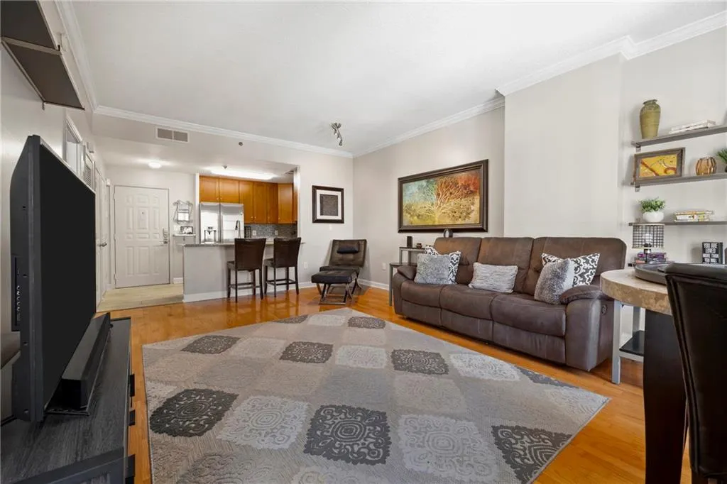 1101 Juniper Street Ne Unit 1216, Atlanta, Georgia 30309, 1 Bedroom Bedrooms, ,1 BathroomBathrooms,Residential,For Sale,1101 Juniper Street Ne Unit 1216,7586223