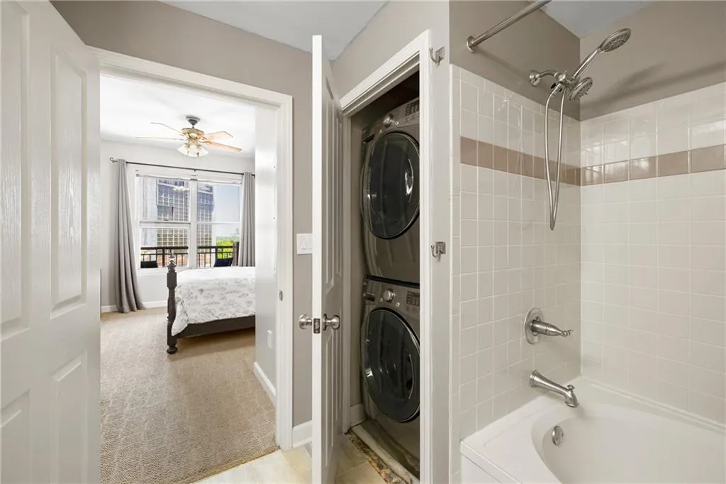 1101 Juniper Street Ne Unit 1216, Atlanta, Georgia 30309, 1 Bedroom Bedrooms, ,1 BathroomBathrooms,Residential,For Sale,1101 Juniper Street Ne Unit 1216,7586223