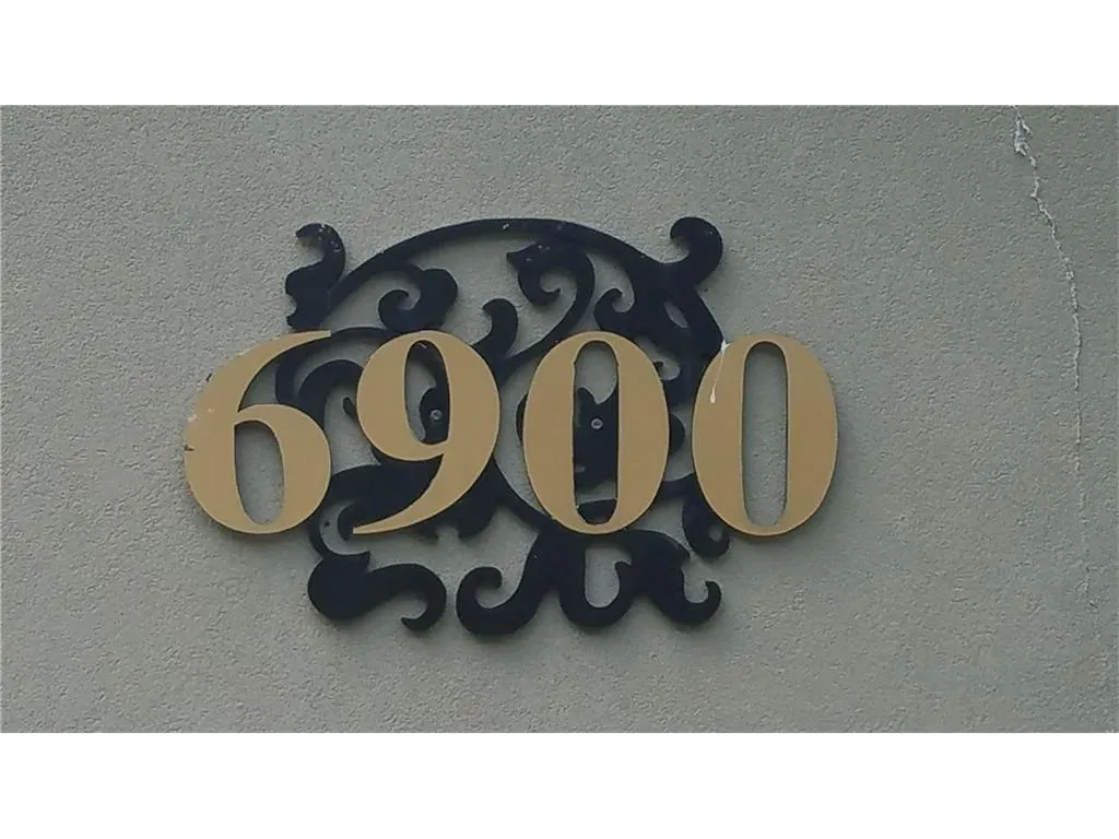 6900 Roswell Road Unit P-6, Atlanta, Georgia 30328, 3 Bedrooms Bedrooms, ,2 BathroomsBathrooms,Residential,Sold,6900 Roswell Road Unit P-6,5841512