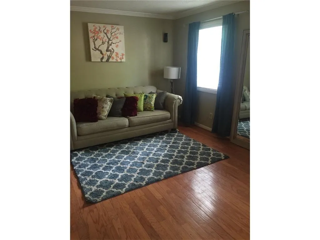 6900 Roswell Road Unit P-6, Atlanta, Georgia 30328, 3 Bedrooms Bedrooms, ,2 BathroomsBathrooms,Residential,Sold,6900 Roswell Road Unit P-6,5841512