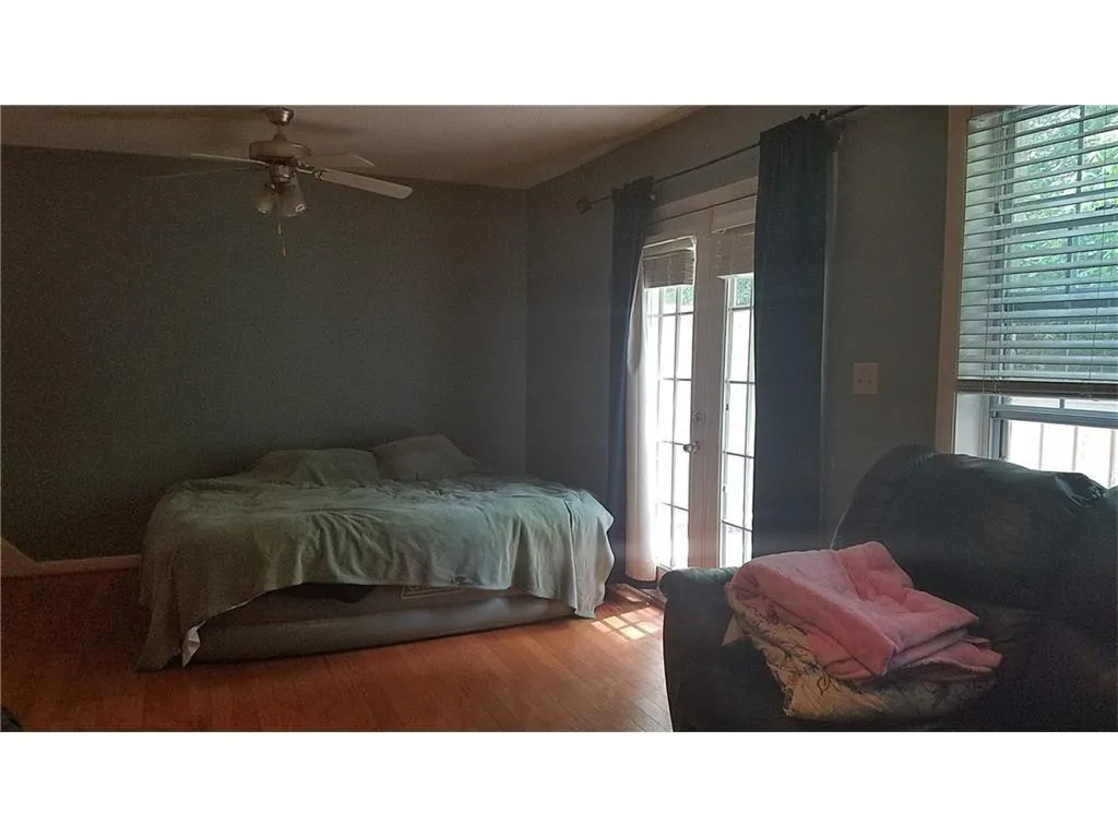6900 Roswell Road Unit P-6, Atlanta, Georgia 30328, 3 Bedrooms Bedrooms, ,2 BathroomsBathrooms,Residential,Sold,6900 Roswell Road Unit P-6,5841512