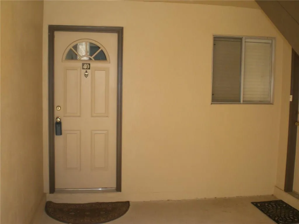 346 Carpenter Drive Unit 40, Atlanta, Georgia 30328, 2 Bedrooms Bedrooms, ,2 BathroomsBathrooms,Residential,Sold,346 Carpenter Drive Unit 40,6115035