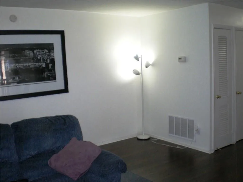 346 Carpenter Drive Unit 40, Atlanta, Georgia 30328, 2 Bedrooms Bedrooms, ,2 BathroomsBathrooms,Residential,Sold,346 Carpenter Drive Unit 40,6115035