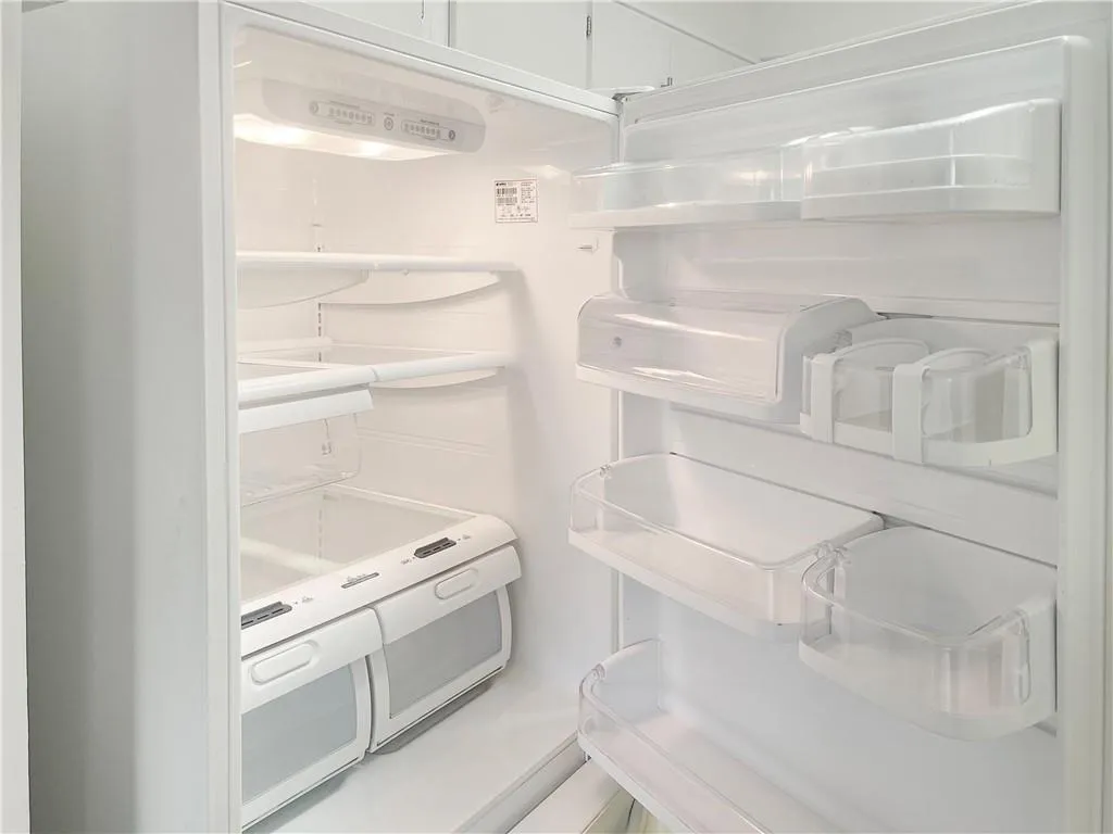 475 Mount Vernon Highway Ne Unit C230, Sandy Springs, Georgia 30328, 1 Bedroom Bedrooms, ,1 BathroomBathrooms,Residential,Sold,475 Mount Vernon Highway Ne Unit C230,7525247