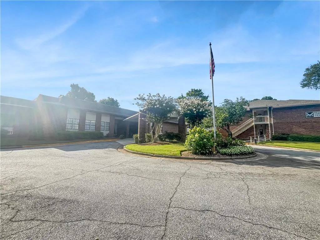 475 Mount Vernon Highway Ne Unit C230, Sandy Springs, Georgia 30328, 1 Bedroom Bedrooms, ,1 BathroomBathrooms,Residential,Sold,475 Mount Vernon Highway Ne Unit C230,7525247