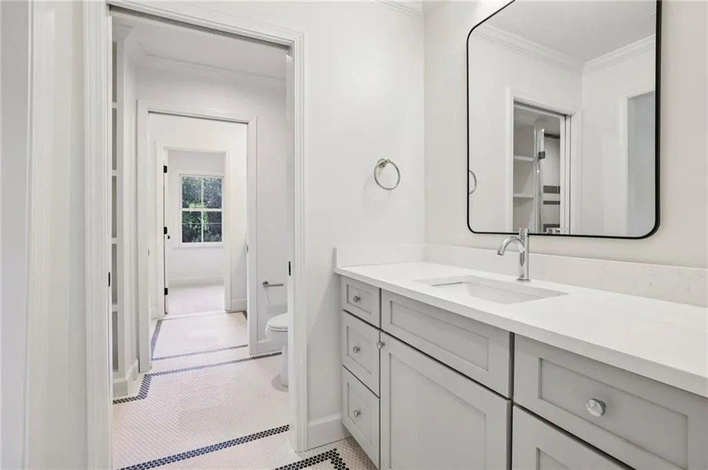 805 Wesley Oak Road Nw, Sandy Springs, Georgia 30328, 5 Bedrooms Bedrooms, ,4 BathroomsBathrooms,Residential,For Sale,805 Wesley Oak Road Nw,7667007