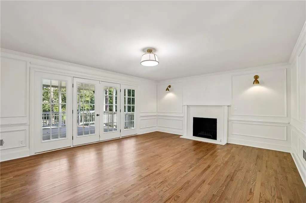 805 Wesley Oak Road Nw, Sandy Springs, Georgia 30328, 5 Bedrooms Bedrooms, ,4 BathroomsBathrooms,Residential,For Sale,805 Wesley Oak Road Nw,7667007