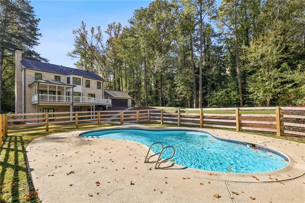 805 Wesley Oak Road Nw, Sandy Springs, Georgia 30328, 5 Bedrooms Bedrooms, ,4 BathroomsBathrooms,Residential,For Sale,805 Wesley Oak Road Nw,7667007