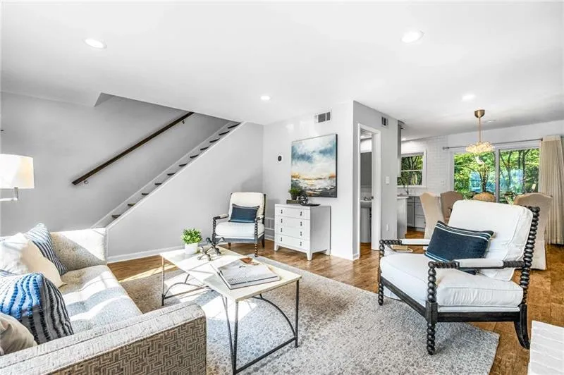 136 Peachtree Memorial Drive Nw Unit Nc8, Atlanta, Georgia 30309, 2 Bedrooms Bedrooms, 0 ,1 BathroomBathrooms,Residential,Sold,136 Peachtree Memorial Drive Nw Unit Nc8,7665828