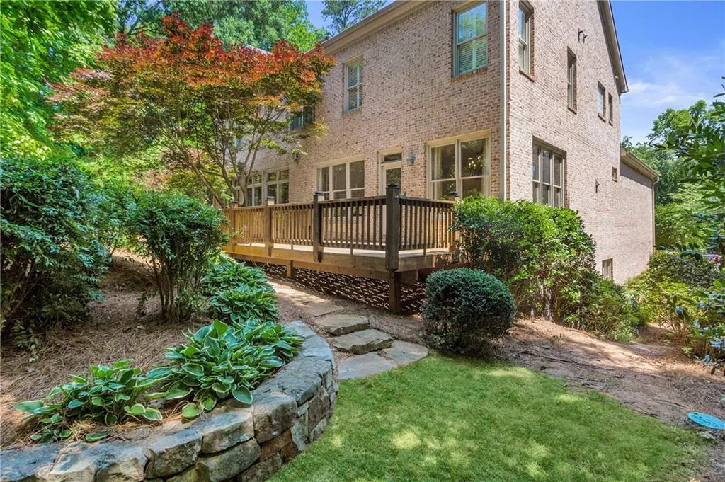 289 Forest Valley Court, Sandy Springs, Georgia 30342, 5 Bedrooms Bedrooms, ,5 BathroomsBathrooms,Residential,Sold,289 Forest Valley Court,6888587