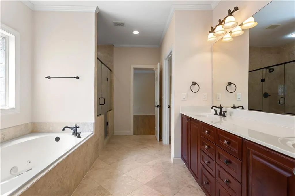 289 Forest Valley Court, Sandy Springs, Georgia 30342, 5 Bedrooms Bedrooms, ,5 BathroomsBathrooms,Residential,Sold,289 Forest Valley Court,6888587