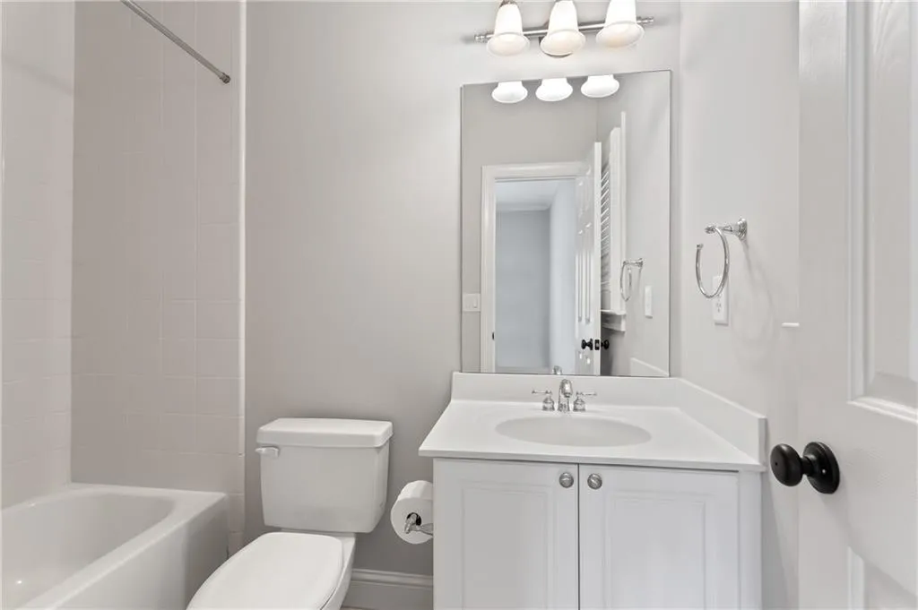 289 Forest Valley Court, Sandy Springs, Georgia 30342, 5 Bedrooms Bedrooms, ,5 BathroomsBathrooms,Residential,Sold,289 Forest Valley Court,6888587