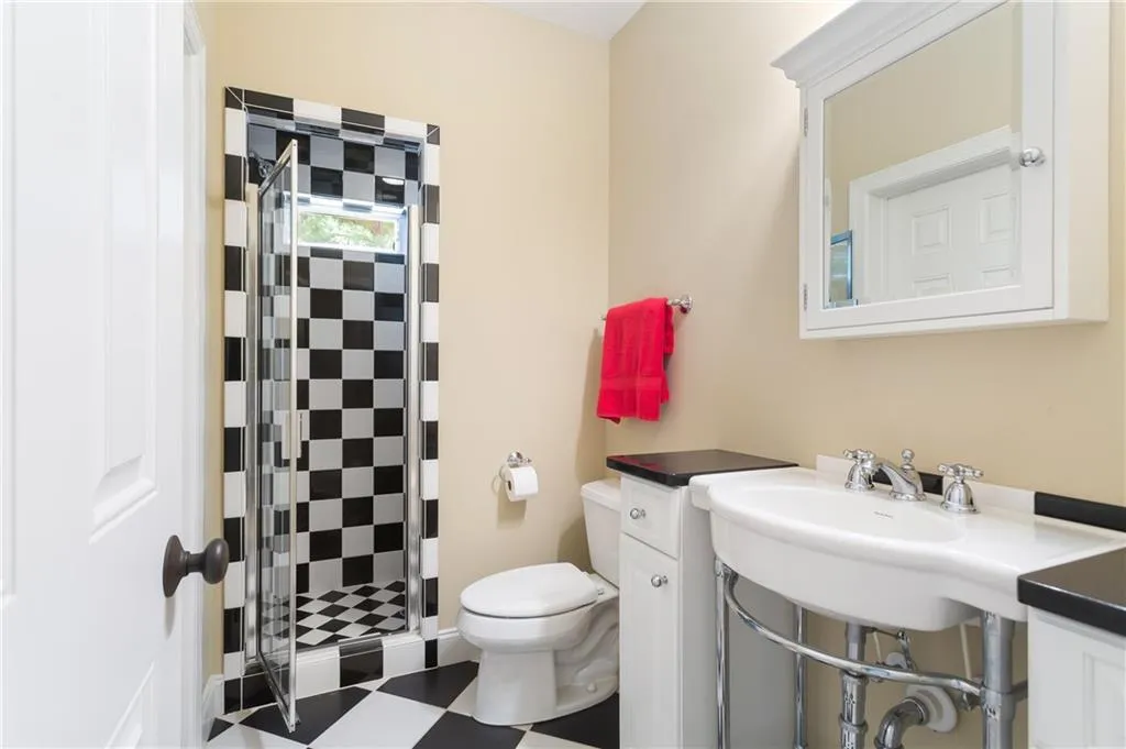 289 Forest Valley Court, Sandy Springs, Georgia 30342, 5 Bedrooms Bedrooms, ,5 BathroomsBathrooms,Residential,Sold,289 Forest Valley Court,6888587