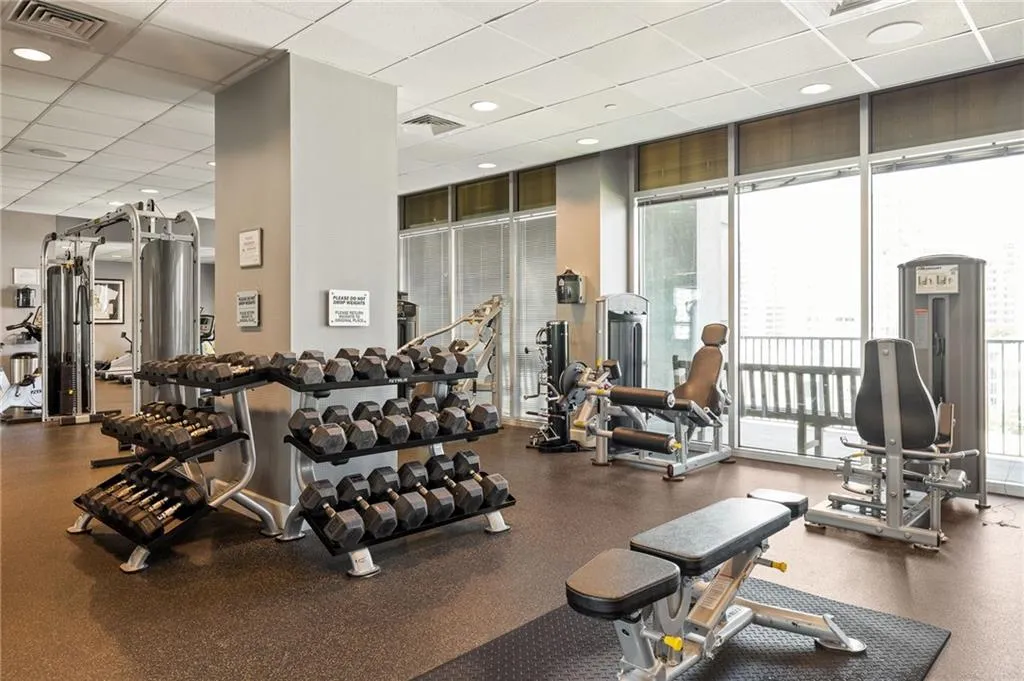 943 Peachtree Street Ne Unit 1413, Atlanta, Georgia 30309, 1 Bedroom Bedrooms, ,1 BathroomBathrooms,Residential,For Sale,943 Peachtree Street Ne Unit 1413,7644302