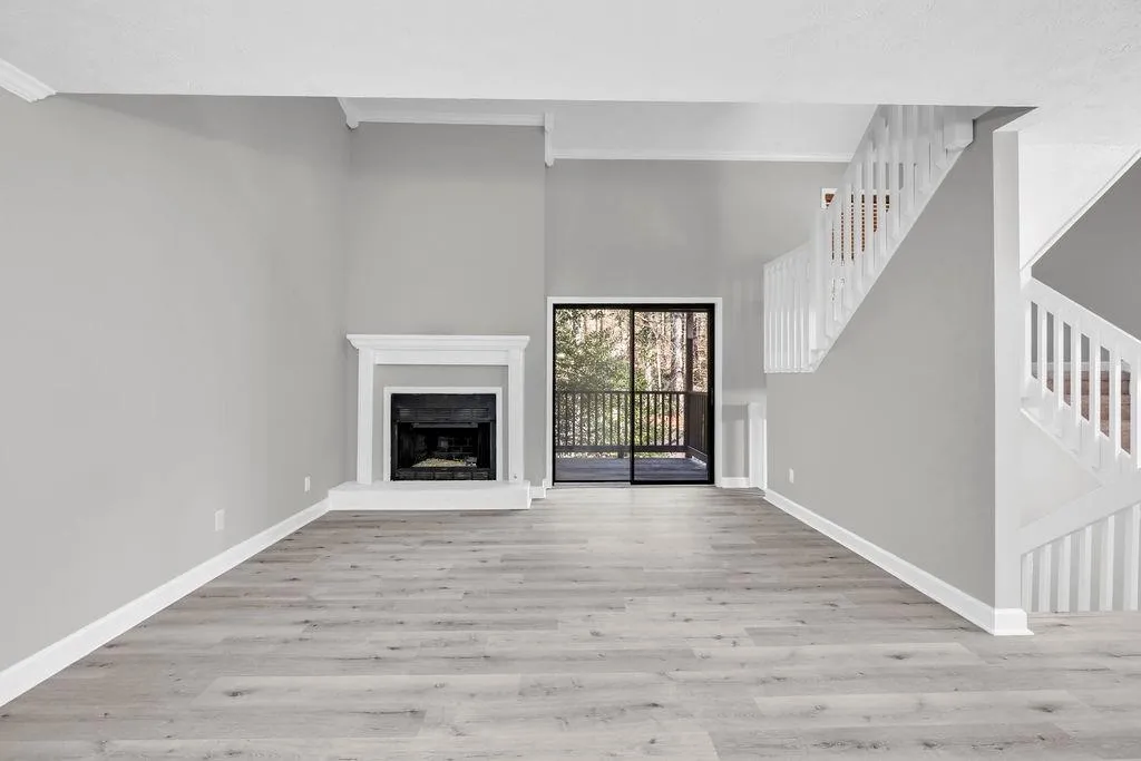 901 River Run Drive, Sandy Springs, Georgia 30350, 2 Bedrooms Bedrooms, ,2 BathroomsBathrooms,Residential,For Sale,901 River Run Drive,7720271