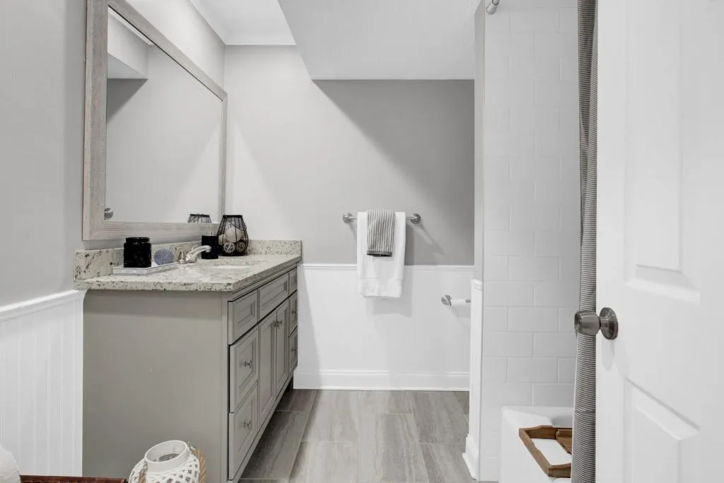 6851 Roswell Road Unit J-3, Sandy Springs, Georgia 30328, 2 Bedrooms Bedrooms, ,2 BathroomsBathrooms,Residential,Sold,6851 Roswell Road Unit J-3,7136708