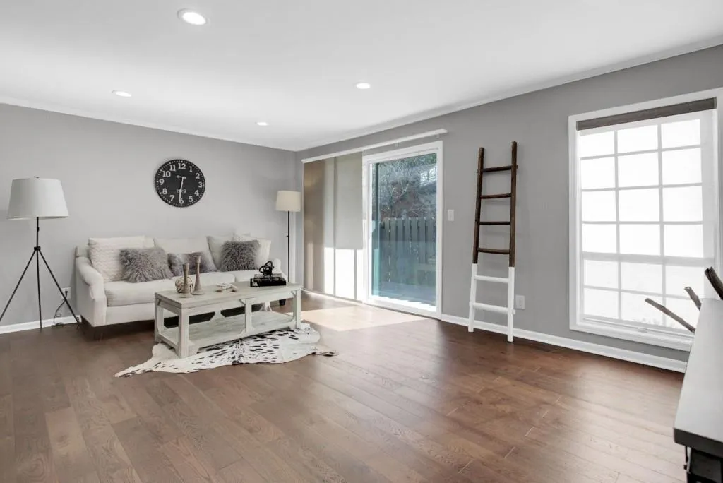 6851 Roswell Road Unit J-3, Sandy Springs, Georgia 30328, 2 Bedrooms Bedrooms, ,2 BathroomsBathrooms,Residential,Sold,6851 Roswell Road Unit J-3,7136708