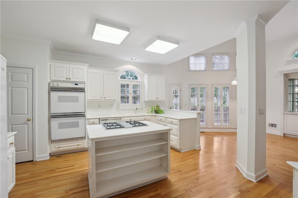 5735 Cameron Hall Place NW, Sandy Springs, Georgia 30328, 4 Bedrooms Bedrooms, ,2 BathroomsBathrooms,Residential,Sold,5735 Cameron Hall Place NW,7275452