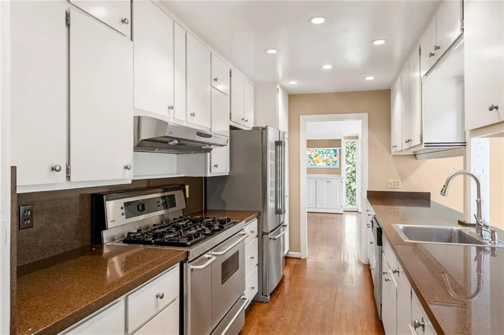 3391 Ridgewood Road Nw, Atlanta, Georgia 30327, 4 Bedrooms Bedrooms, 0 ,2 BathroomsBathrooms,Residential,For Sale,3391 Ridgewood Road Nw,7749191