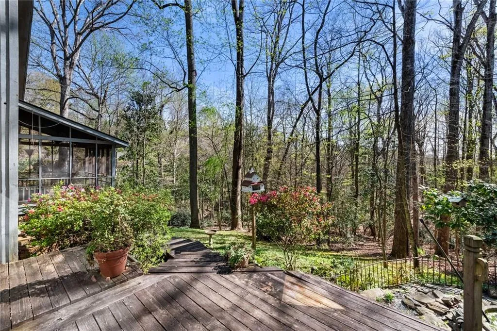 3391 Ridgewood Road Nw, Atlanta, Georgia 30327, 4 Bedrooms Bedrooms, 0 ,2 BathroomsBathrooms,Residential,For Sale,3391 Ridgewood Road Nw,7749191