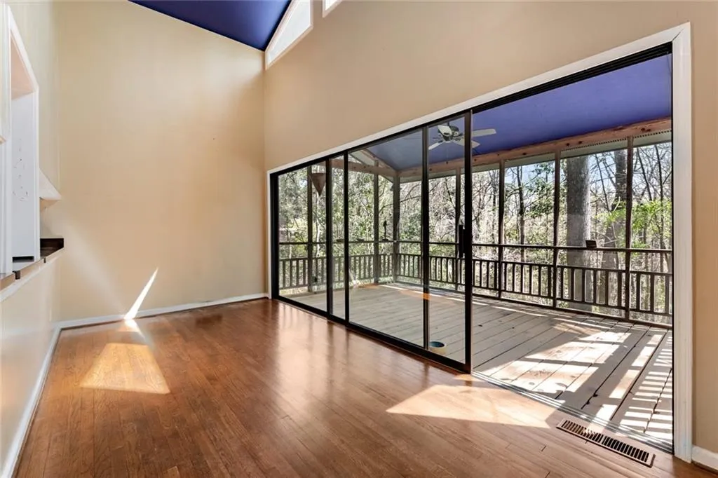 3391 Ridgewood Road Nw, Atlanta, Georgia 30327, 4 Bedrooms Bedrooms, 0 ,2 BathroomsBathrooms,Residential,For Sale,3391 Ridgewood Road Nw,7749191