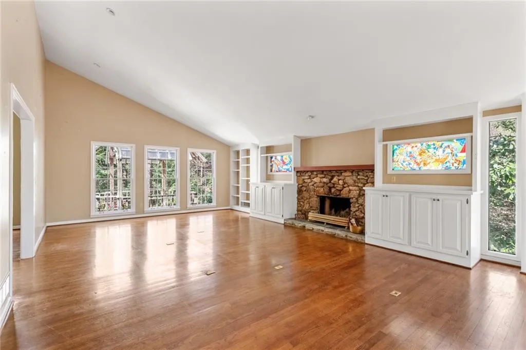 3391 Ridgewood Road Nw, Atlanta, Georgia 30327, 4 Bedrooms Bedrooms, 0 ,2 BathroomsBathrooms,Residential,For Sale,3391 Ridgewood Road Nw,7749191
