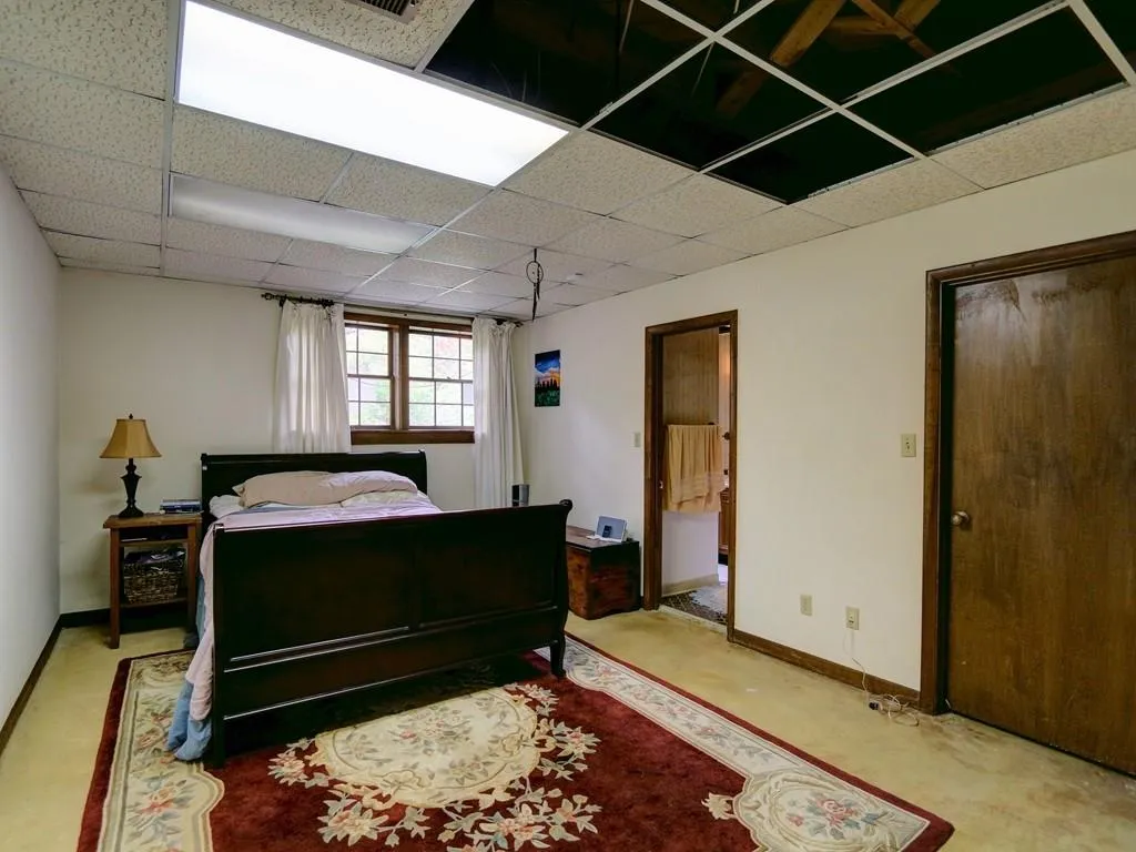 715 Fair Oaks Manor, Sandy Springs, Georgia 30327, 5 Bedrooms Bedrooms, ,4 BathroomsBathrooms,Residential,Sold,715 Fair Oaks Manor,5598036