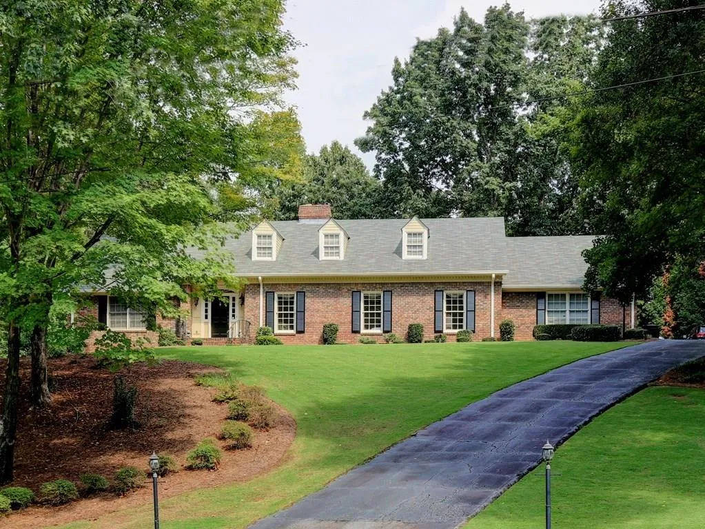 715 Fair Oaks Manor, Sandy Springs, Georgia 30327, 5 Bedrooms Bedrooms, ,4 BathroomsBathrooms,Residential,Sold,715 Fair Oaks Manor,5598036 715 Fair Oaks Manor, Sandy Springs, Georgia 30327, 5 Bedrooms Bedrooms, ,4 BathroomsBathrooms,Residential,Sold,715 Fair Oaks Manor,5598036