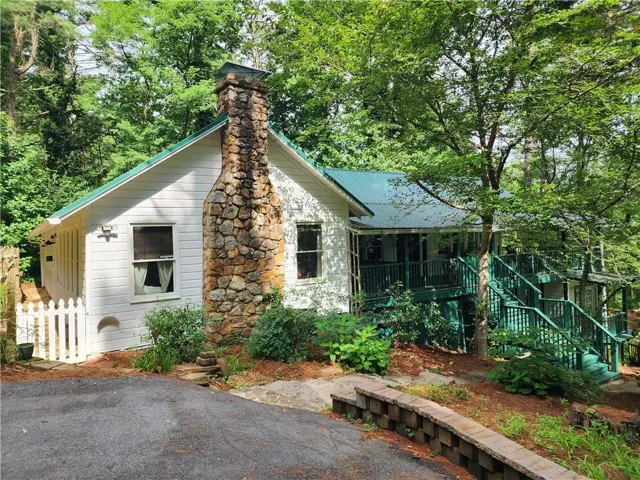 654 Low Gap Road, Lakemont, Georgia 30552