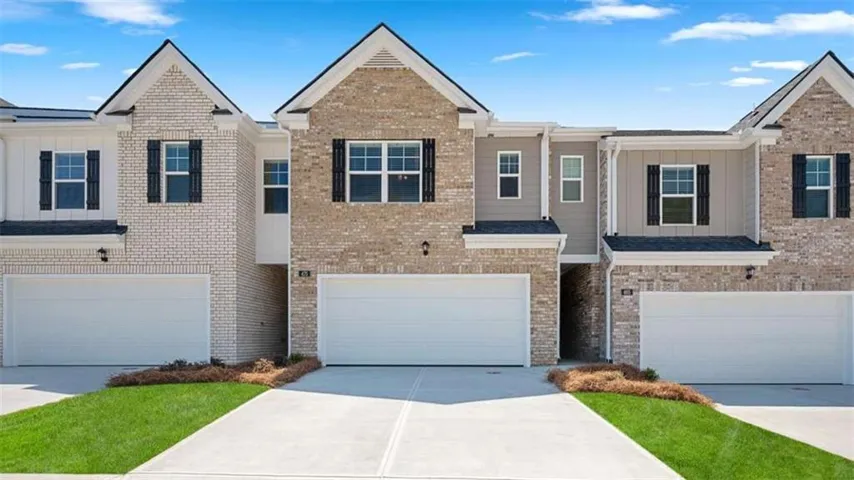 490 Silver Moon, Loganville, Georgia 30052
