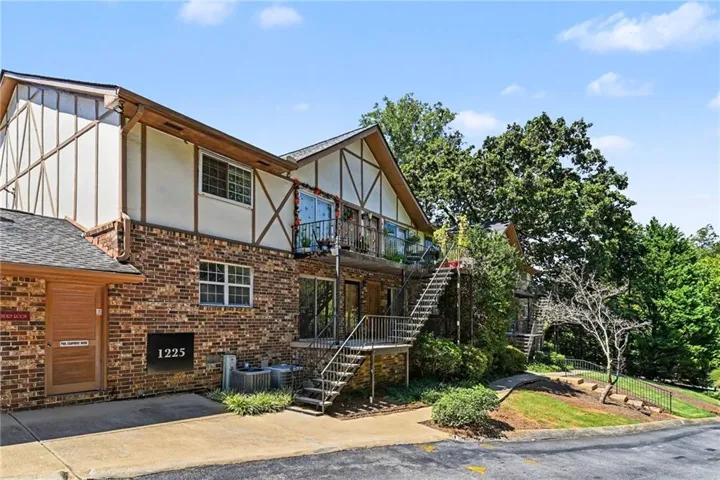 1225 Church Street Unit M, Decatur, Georgia 30030