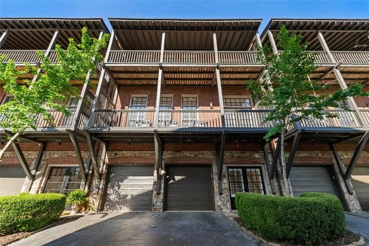225 Founders Mill Court, Roswell, Georgia 30075