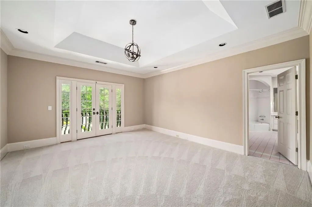 820 Heards Ferry Road, Atlanta, Georgia 30328, 6 Bedrooms Bedrooms, ,8 BathroomsBathrooms,Residential,For Sale,820 Heards Ferry Road,7736191