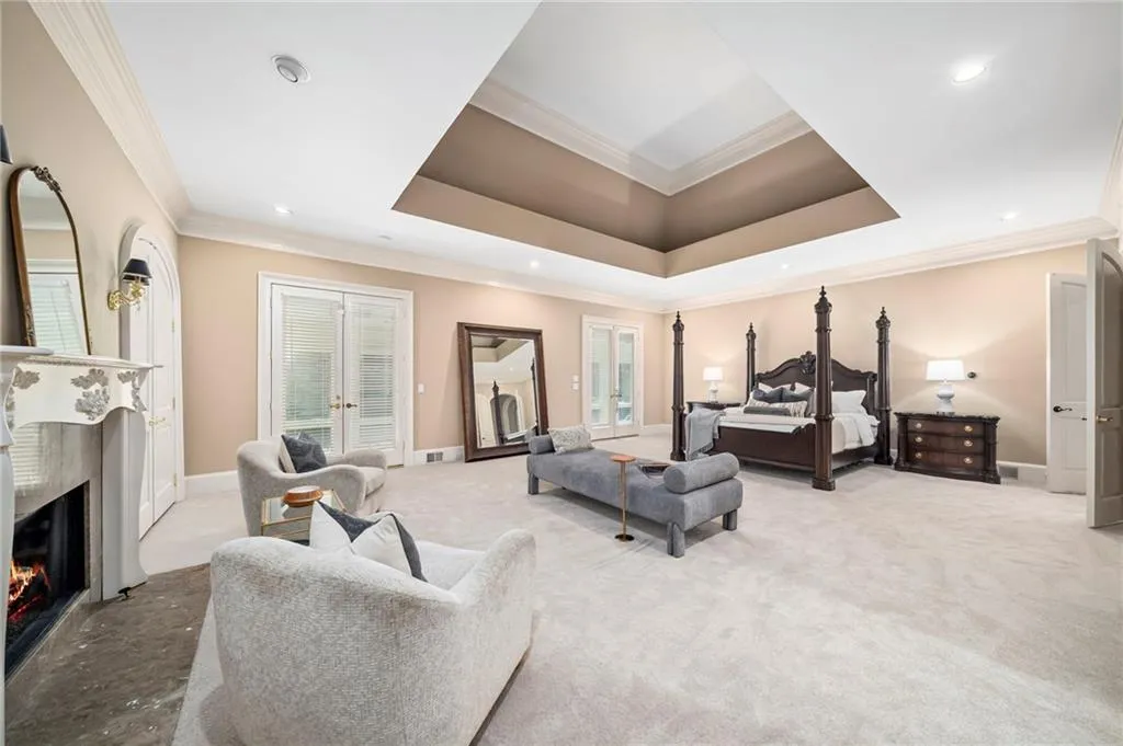 820 Heards Ferry Road, Atlanta, Georgia 30328, 6 Bedrooms Bedrooms, ,8 BathroomsBathrooms,Residential,For Sale,820 Heards Ferry Road,7736191