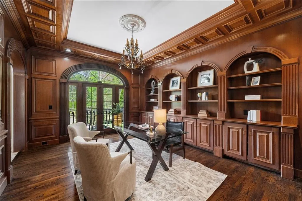 820 Heards Ferry Road, Atlanta, Georgia 30328, 6 Bedrooms Bedrooms, ,8 BathroomsBathrooms,Residential,For Sale,820 Heards Ferry Road,7736191