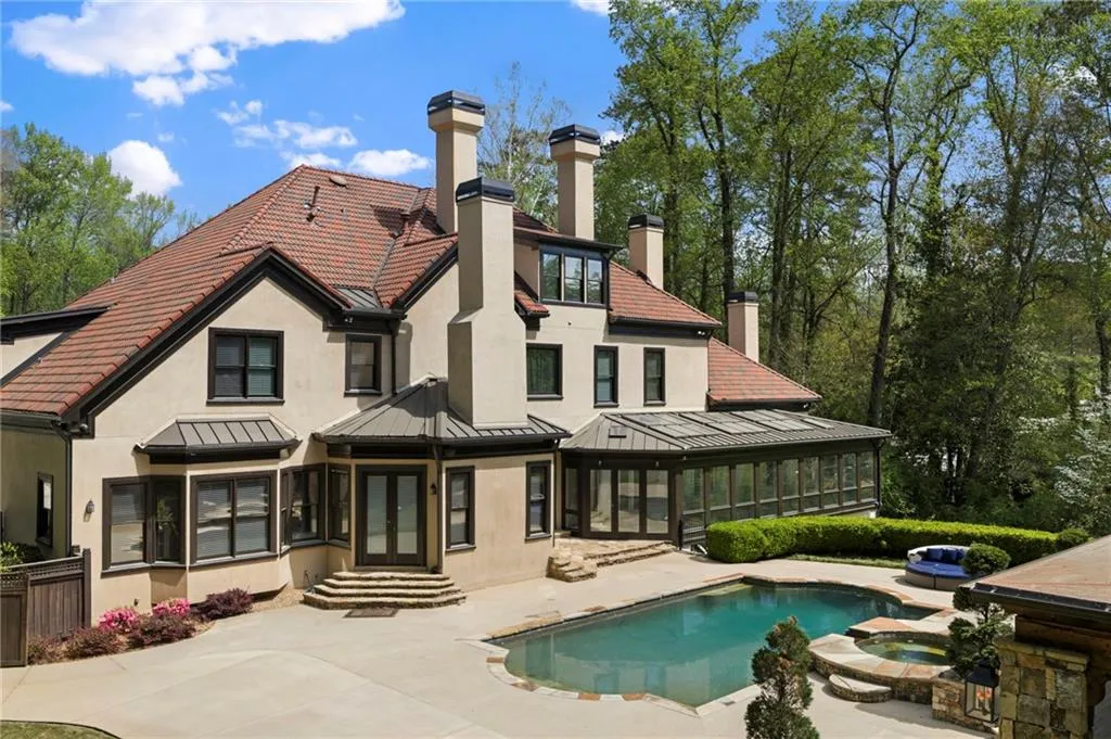 820 Heards Ferry Road, Atlanta, Georgia 30328, 6 Bedrooms Bedrooms, ,8 BathroomsBathrooms,Residential,For Sale,820 Heards Ferry Road,7736191