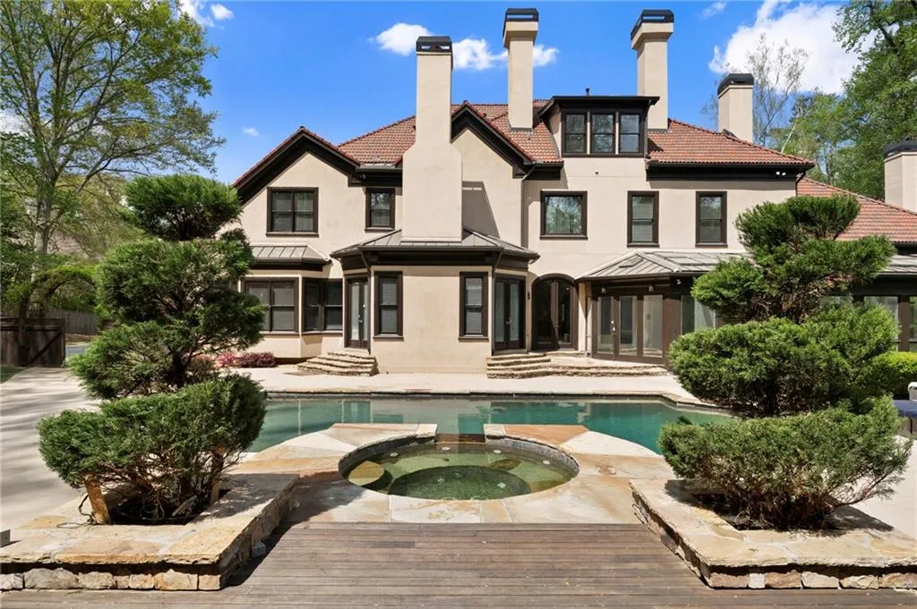 820 Heards Ferry Road, Atlanta, Georgia 30328, 6 Bedrooms Bedrooms, ,8 BathroomsBathrooms,Residential,For Sale,820 Heards Ferry Road,7736191