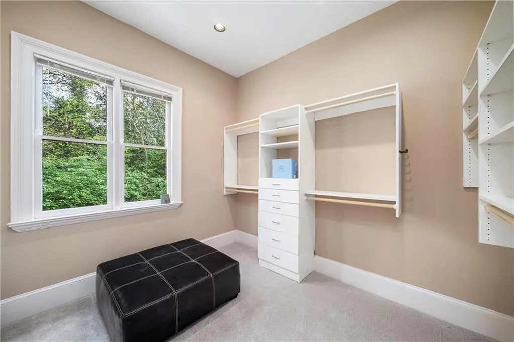 820 Heards Ferry Road, Atlanta, Georgia 30328, 6 Bedrooms Bedrooms, ,8 BathroomsBathrooms,Residential,For Sale,820 Heards Ferry Road,7736191