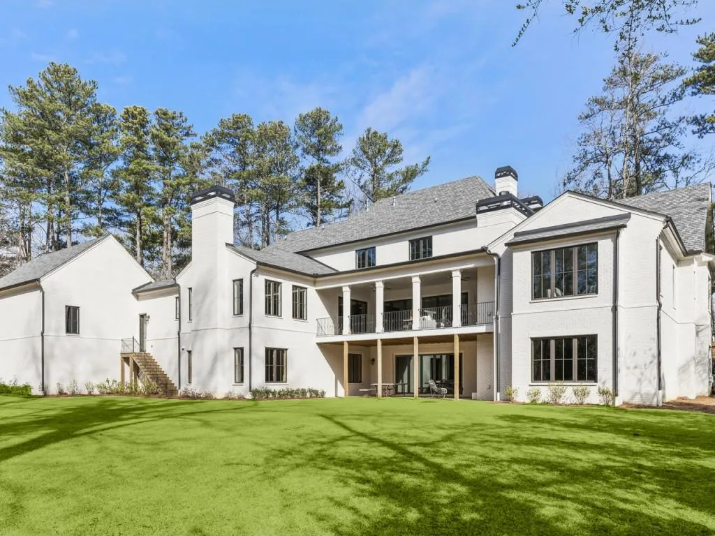 5315 Riverview Road, Atlanta, Georgia 30327, 5 Bedrooms Bedrooms, ,5 BathroomsBathrooms,Residential,Sold,5315 Riverview Road,6732449